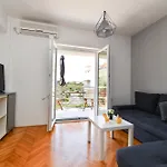 Punta Sole 아파트 *