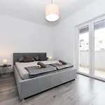 Punta Sole 아파트