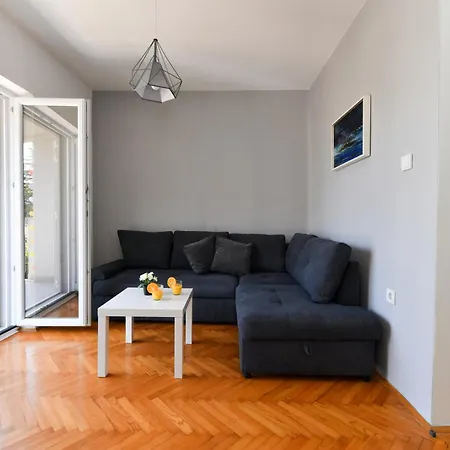 Apartment Punta Sole